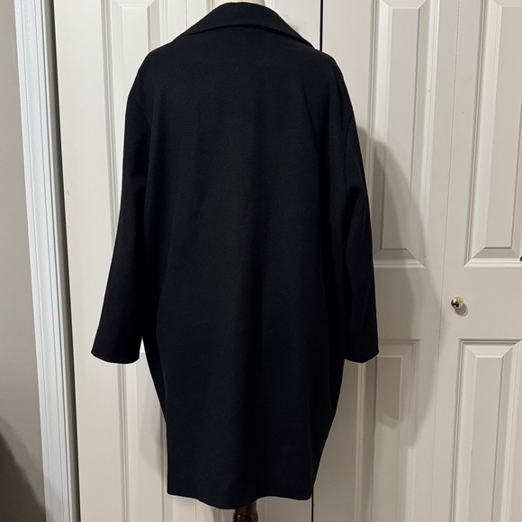 Wool Single Button, Lined Women's Relaxed Coat - Picture 4 of 9